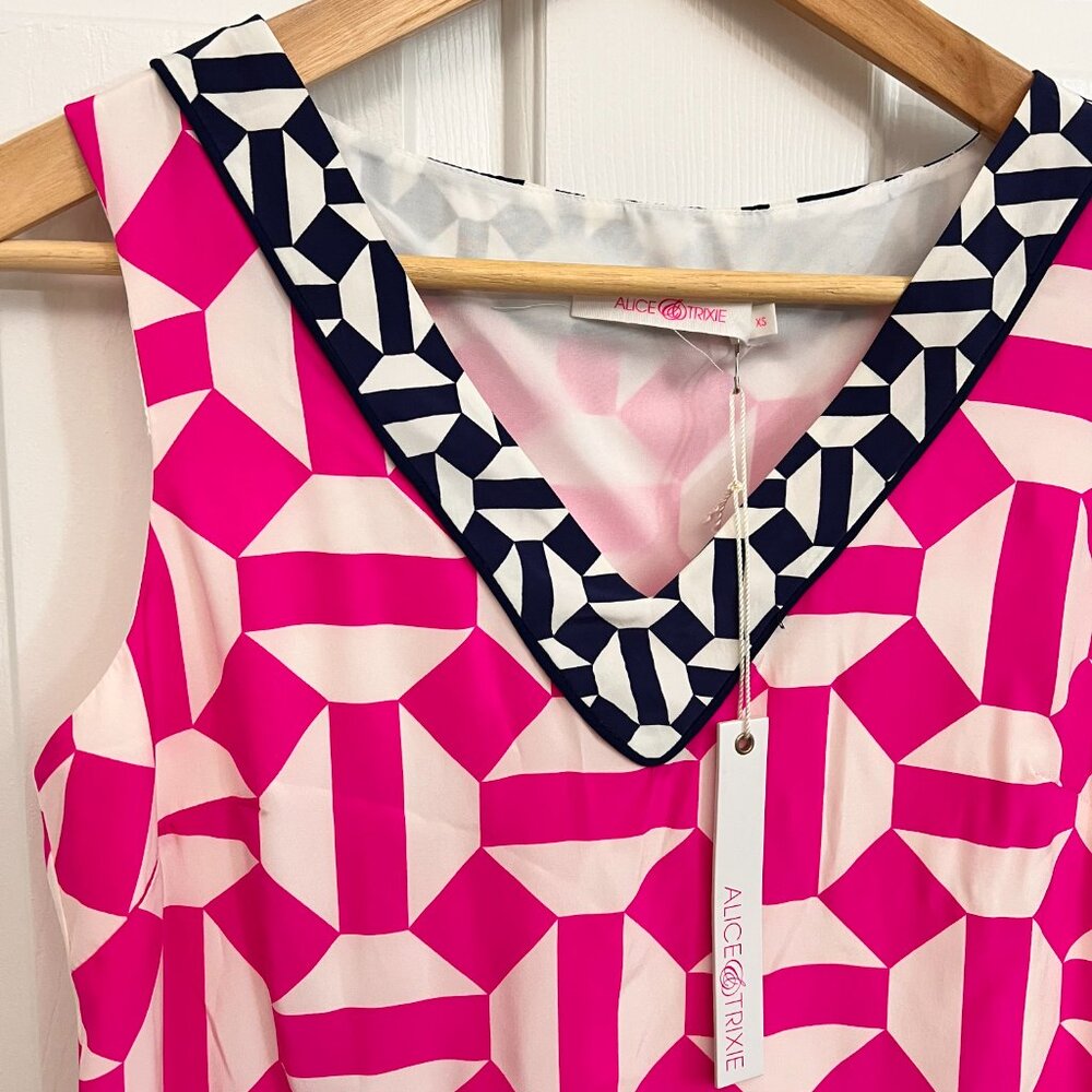 NEW Alice & Trixie Magenta Navy Graphic Mod Silk Dress Sz XS - Picture 8 of 11